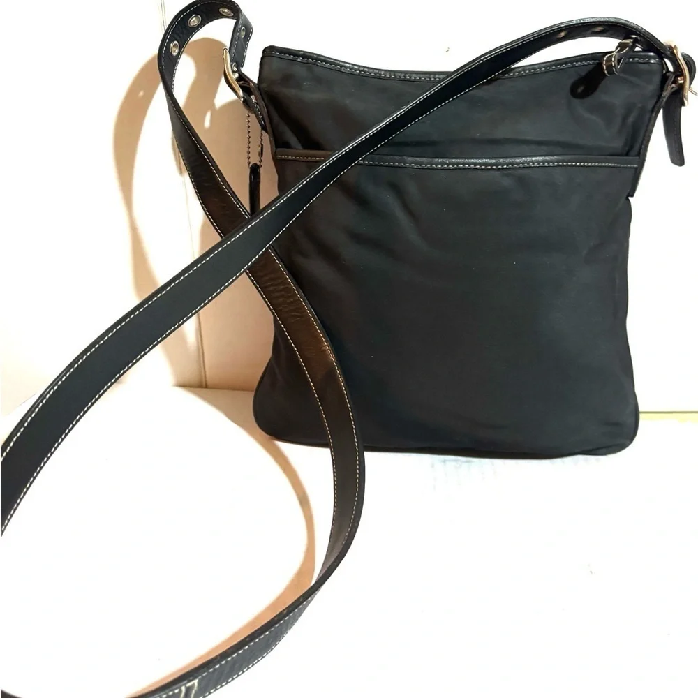 Coach nlyon vintage Elegant Black crossbody Bag